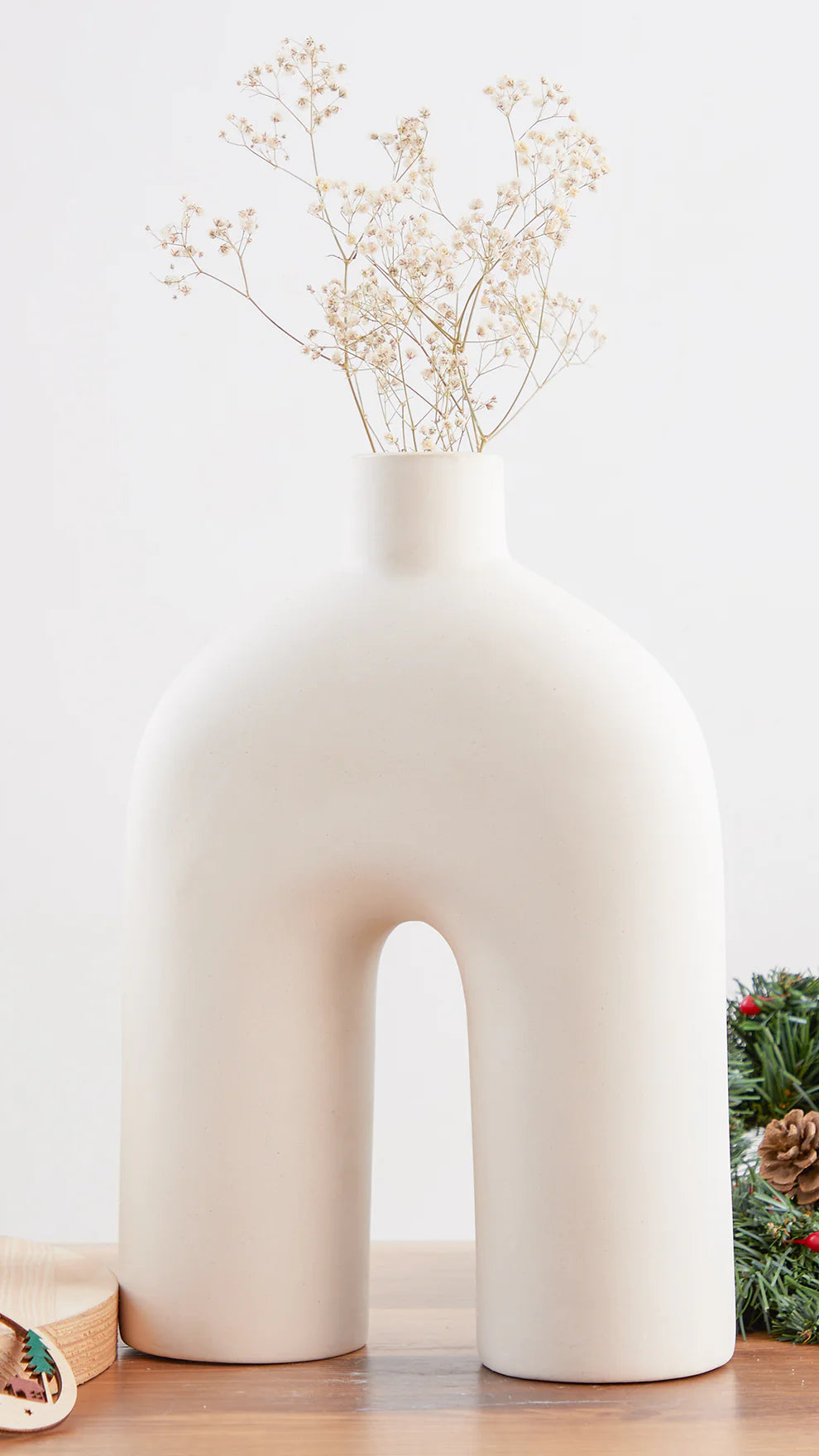 Bridge Vyxen White Ceramic Vase